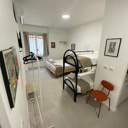 San Dionigi 11 Studio Apartments Milán Exterior foto